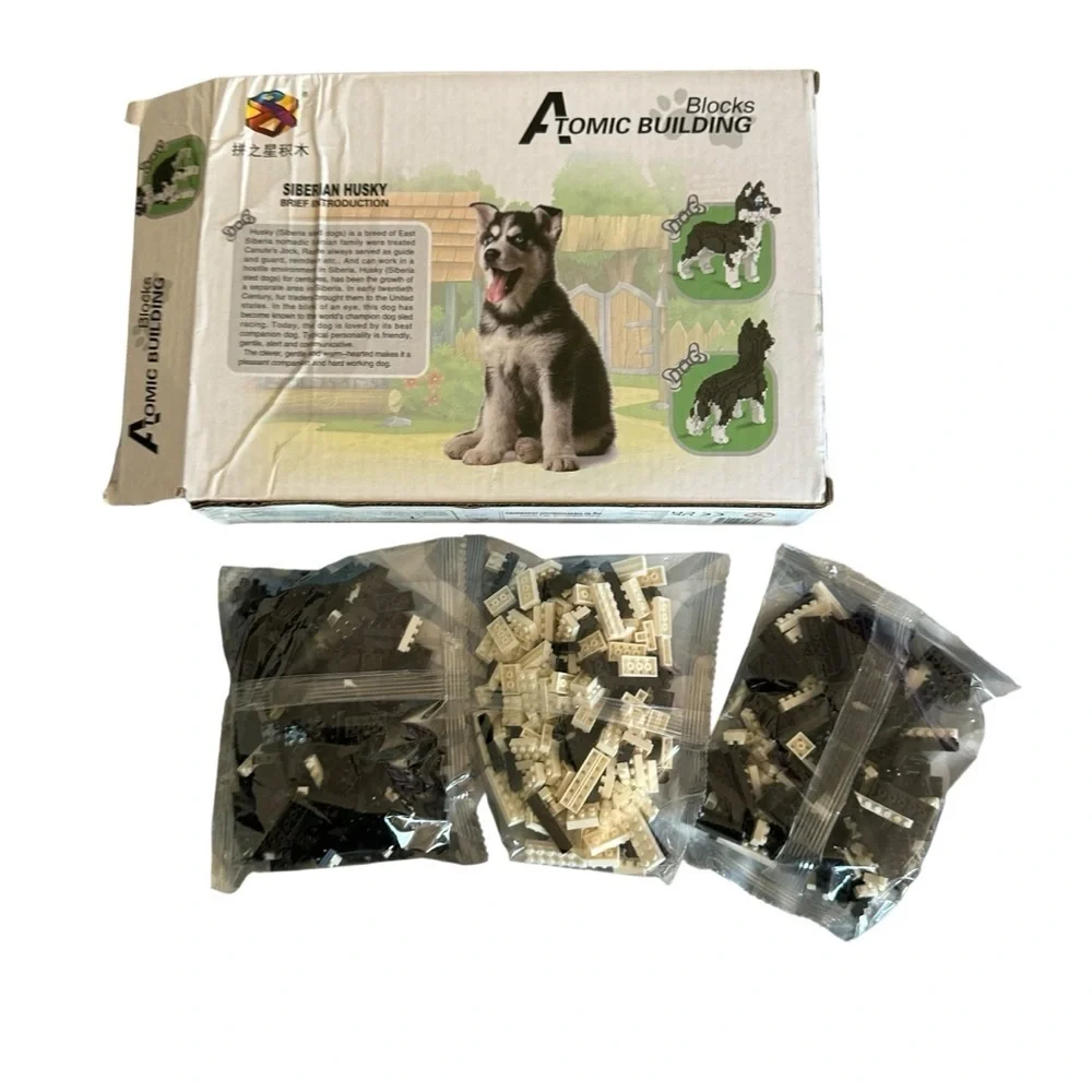 Bits and Pieces Atomic Building Blocks - Husky Dog